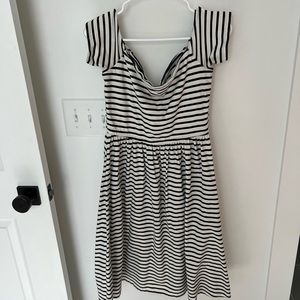 WhoWhatWear size medium dress. Good condition.